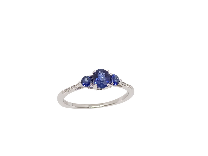 Anillo de Zafiro