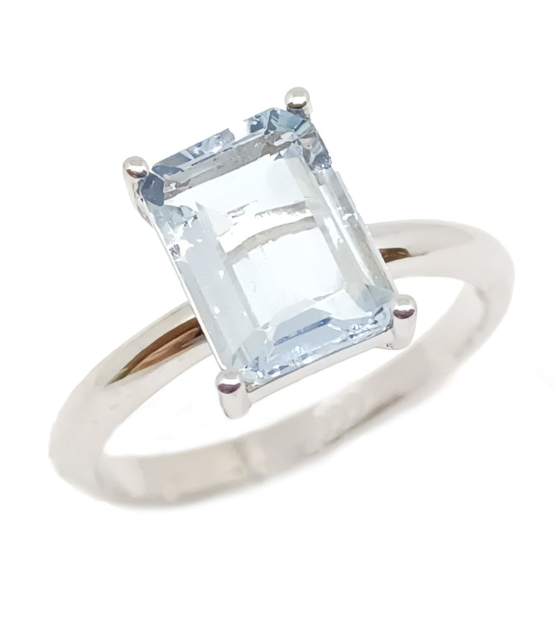 Anillo Aguamarina